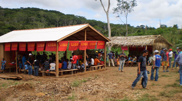 Camponeses das Áreas Raio do Sol e Canaã celebram a posse de suas terras