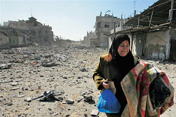 Os bombardeios de Israel destruiram edifícios do governo, mesquitas, hospitais, escolas, mercados e mais de 25.000 casas