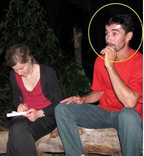 Gilson sendo entrevistado por advogados da Associação Internacional dos Advogados do Povo, em Jacinópolis (2008)