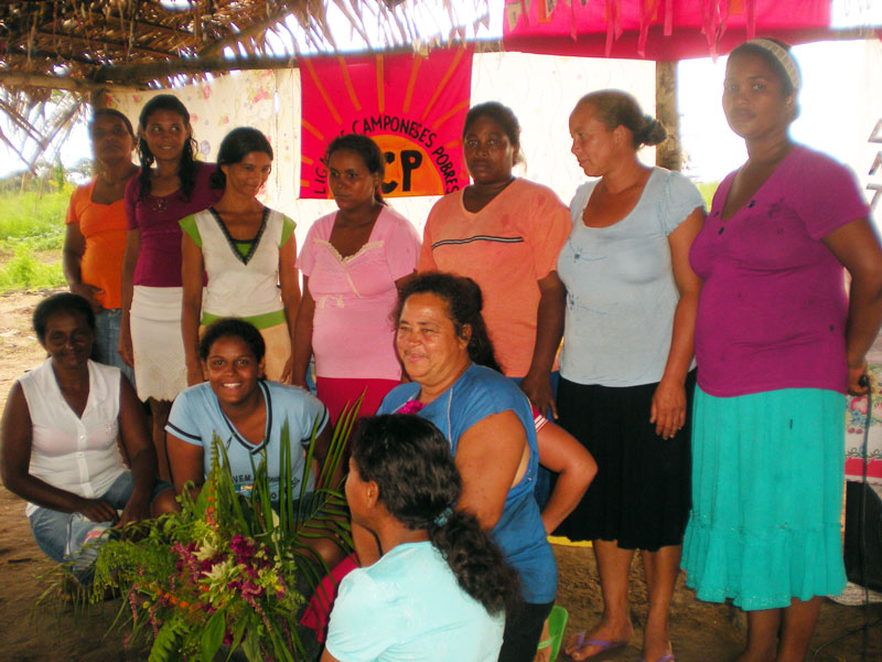 Mulheres da área Terra Boa na celebração do 8 de março - 2009