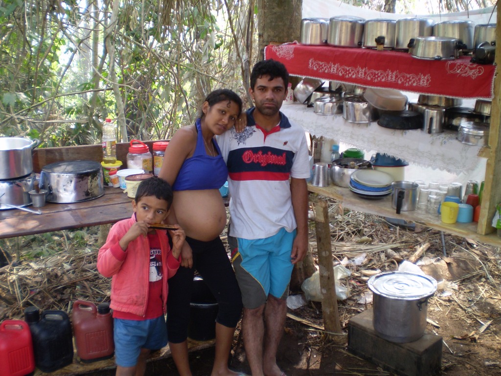 Familia moradora da Area Zé Bentão