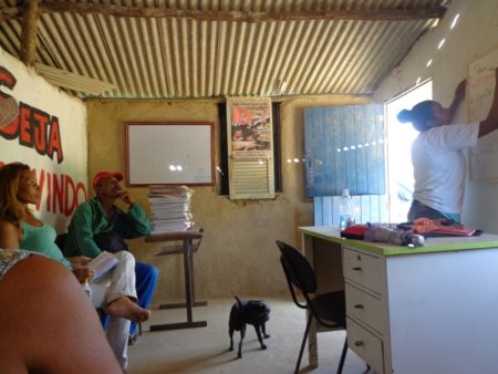 Escola Popular da área