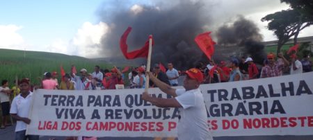 Bloqueio BR 101