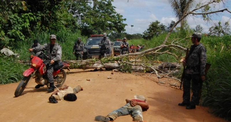 Força Nacional em mais uma operação de guerra contra camponeses em Rio Pardo 2013