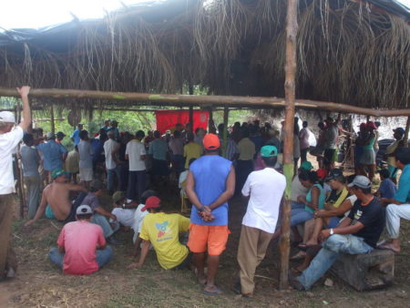 Retomada da fazenda Santa Elina ­ 2008